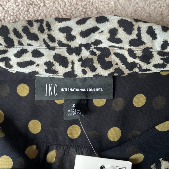 Adorable Inc leopard blouse size s - Picture 5 of 7